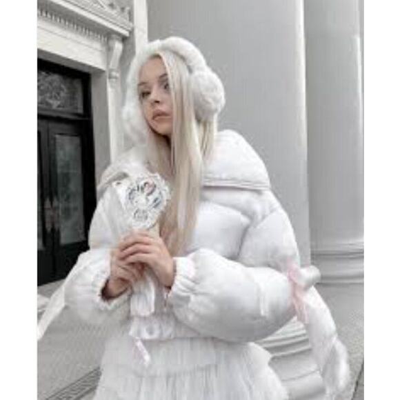 SELKIE Sz 2x Silk Strawberry Milk Marshmallow Puffer Coat Jacket NWT - Picture 13 of 14